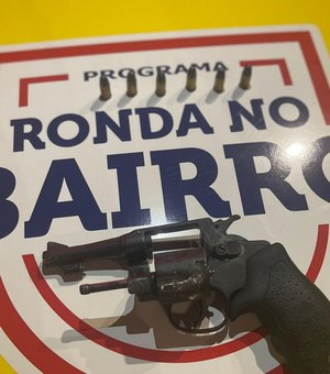 Ronda no Bairro detém jovem suspeito de roubar moto, relógio e celular na Pajuçara