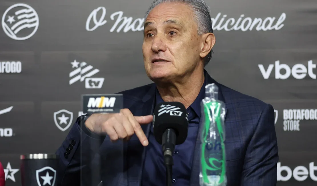Tite é apresentado no Botafogo e diz estar readaptado ao futebol de clubes