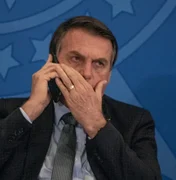 PF indicia Bolsonaro por adulteração no cartão de vacinação da Covid