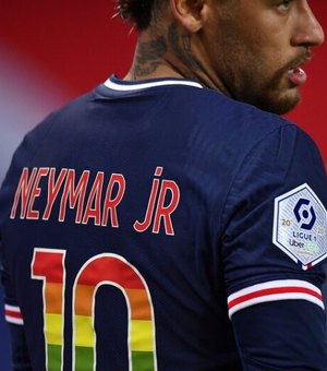 Nike diz que rompeu com Neymar após jogador não colaborar em investigação por assédio
