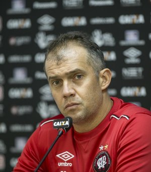 Eduardo Baptista é demitido e não é mais o técnico do Atlético Paranaense