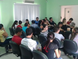 Aprovados em concurso esperam decisão da Justiça sobre ação contra a nomeação