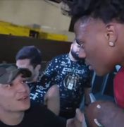 João Gomes tira foto com Speed e reação do streamer ao conhecer o cantor