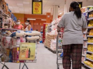 Inflação dos mais pobres acumula alta de 6,30% em 2020, aponta FGV