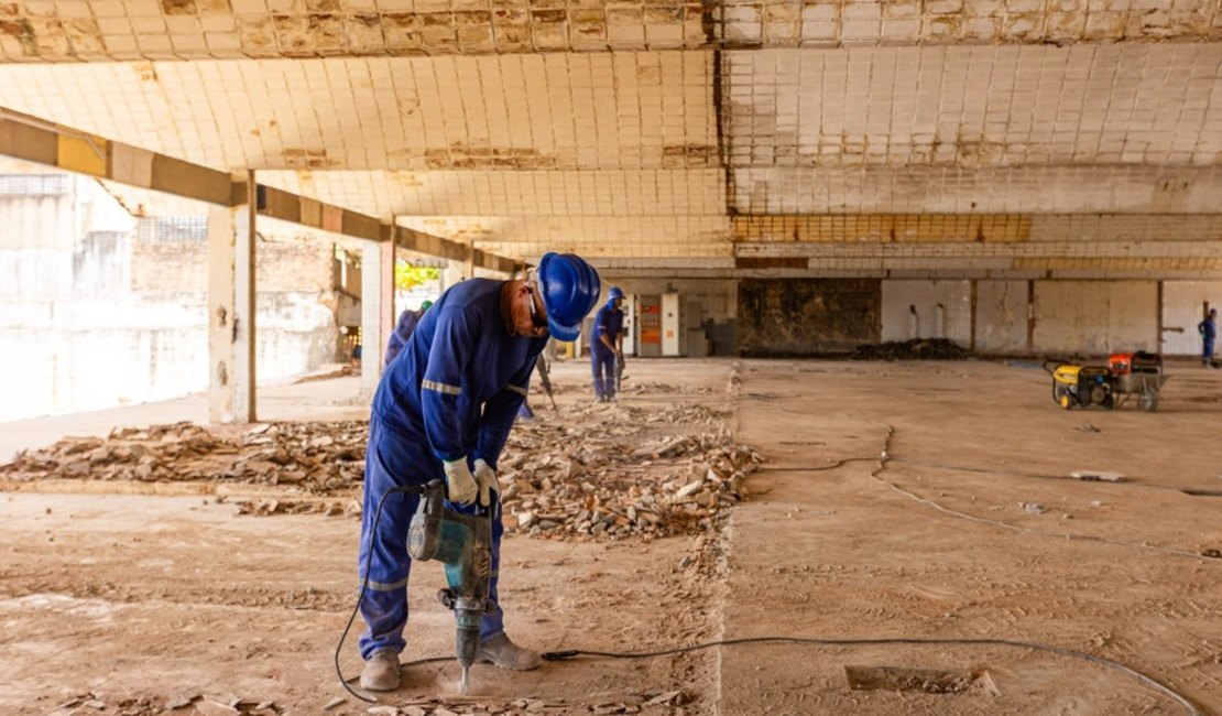 Mercado da Produção segue em funcionamento durante obras de reforma