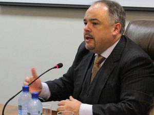 Juiz do CNJ vem a Maceió discutir implantação de audiências de custódia