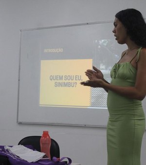 Ufal forma a primeira mulher travesti no curso de Jornalismo