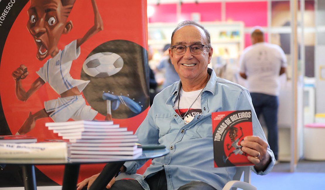 Cronista esportivo Antônio Correia lança livro na sede do Sport Club Penedense