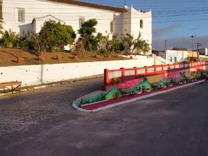 Muro da Igreja Matriz de Porto Calvo é revitalizado e se torna ponto turístico