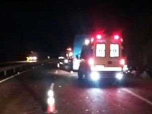 Ônibus que ia de São Paulo para Maceió colide contra carreta e deixa dois mortos e 15 feridos