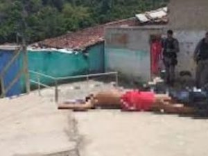Jovem é assassinado a tiros em escadaria no bairro de Bebedouro