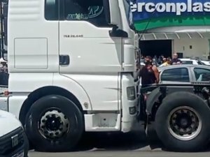 Motociata de Flávio Bolsonaro registra acidentes na AL-220 durante concentração em Arapiraca