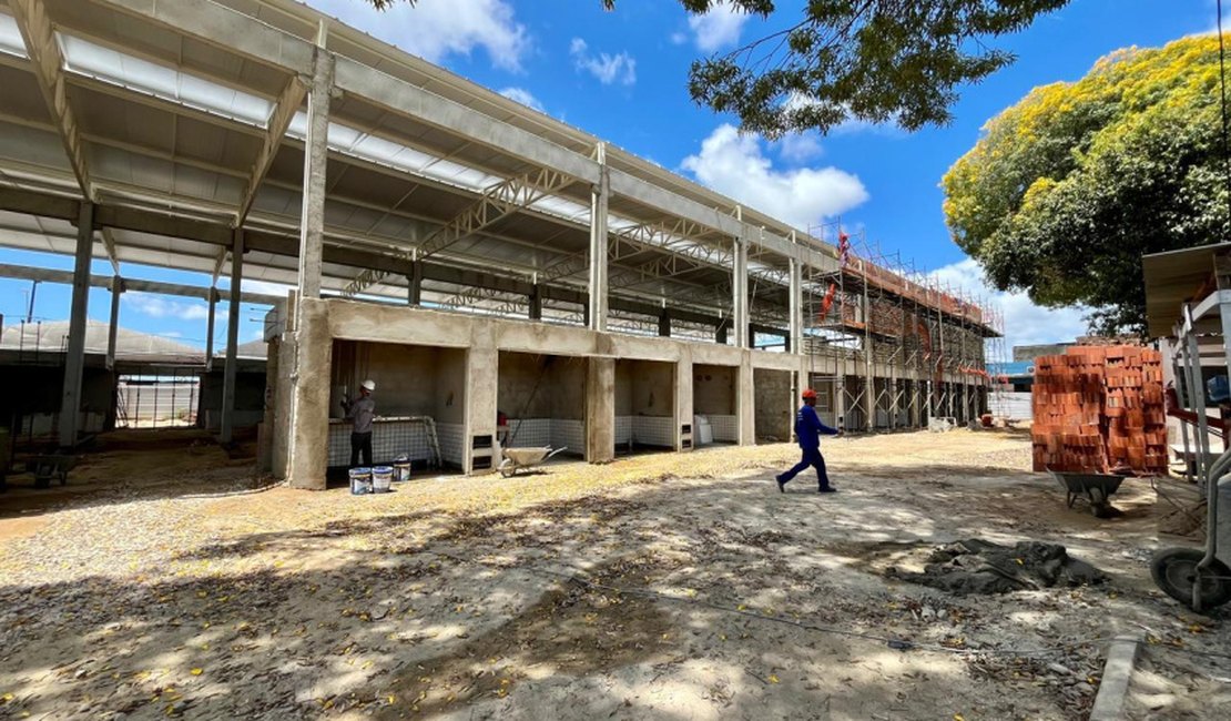 Obras do novo Mercado Público do Benedito Bentes entram na reta final