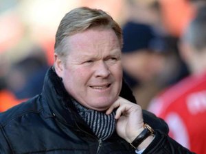 Koeman já está em Barcelona para fechar o contrato
