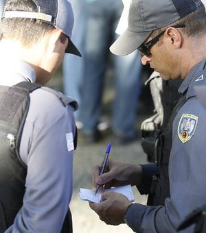 Comandantes controlam com cadernos a atividade de policiais no ES