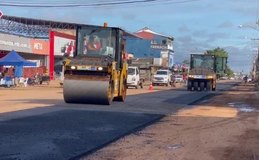 [Vídeo] : trabalhador morre após ser esmagado por máquina de rolo compressor em obra em Porto Velho