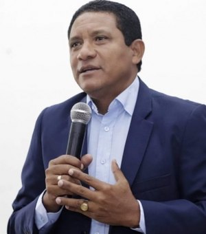 Palmeira: Prefeito Júlio Cezar destaca avanços e desafios de 2023