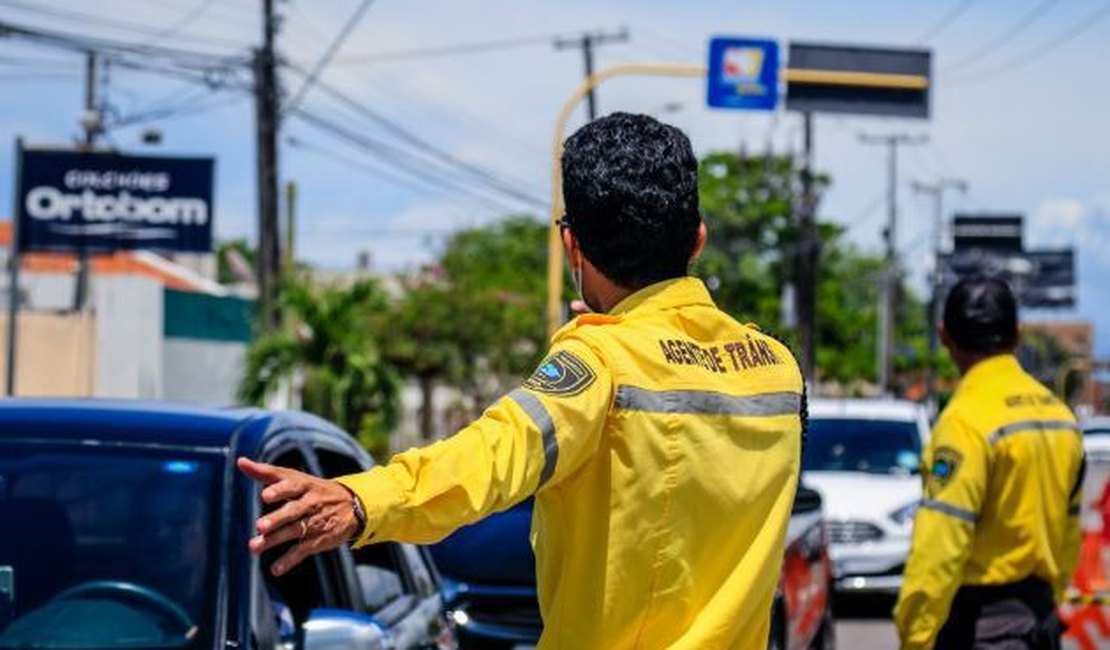 Decreto trata do uso de spray de pimenta para agentes de trânsito em Maceió
