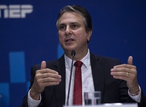 Ministro reitera compromisso do governo com educação pública