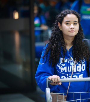 Daqui pra o Mundo: Estudantes iniciam retorno da Inglaterra neste sábado (4)