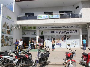 Sine oferta mais de 20 vagas de emprego em Arapiraca