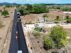 Governo de Alagoas investe na restauração da rodovia AL-115
