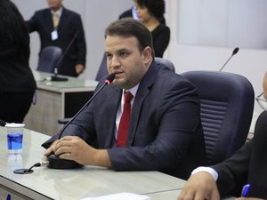 PSD tenta emplacar Zé Márcio como vice de Davi Davino ou JHC