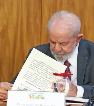 Lula veta lei que reconhece estágio como experiência profissional