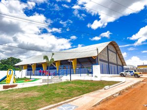 Luciano Barbosa inaugura, nesta segunda (19), Ginásio de Esportes no povoado Baixa da Onça