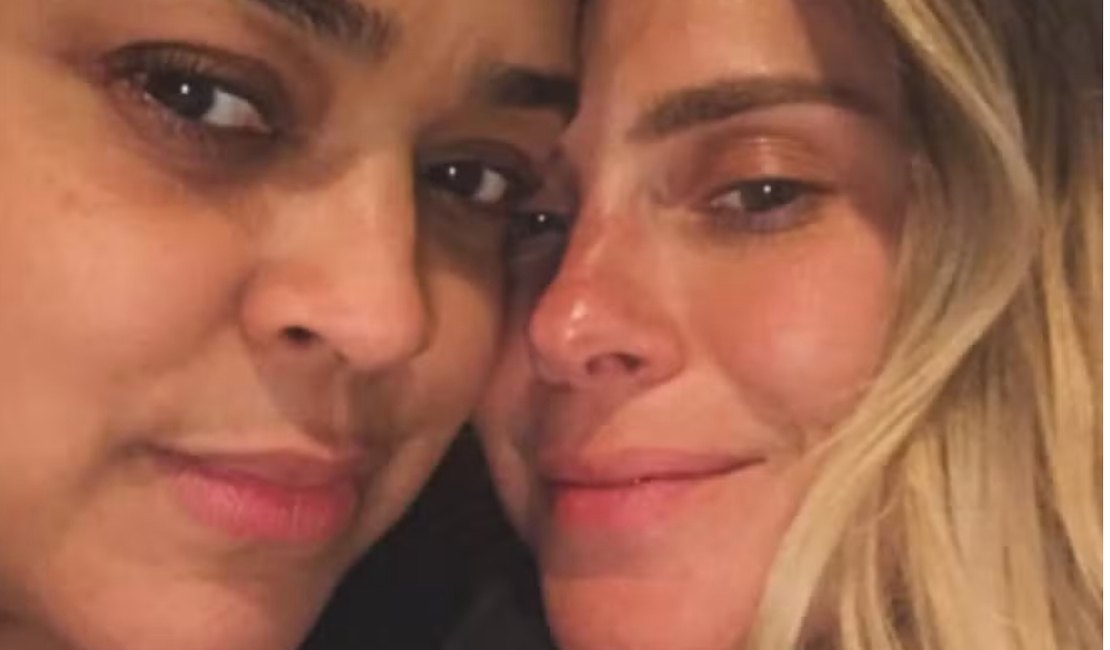 Carolina Dieckmmann homenageia Preta Gil seis meses após a morte da cantora