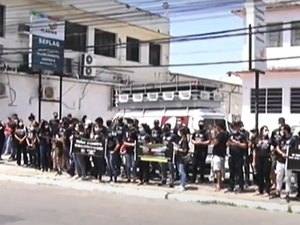 Aprovados no concurso da PC/AL se reúnem no Centro e pedem retomada do certame