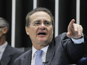 Reação de Renan Calheiros após rejeição de Messias viraliza entre bolsonaristas