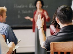 Organização oferece bolsas para brasileiros darem aula de Português nos EUA