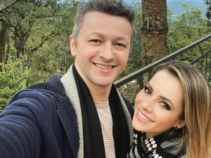 Sandy comemora 13 anos de casada com Lucas Lima com bela declaração: ''Caminhando lado a lado''