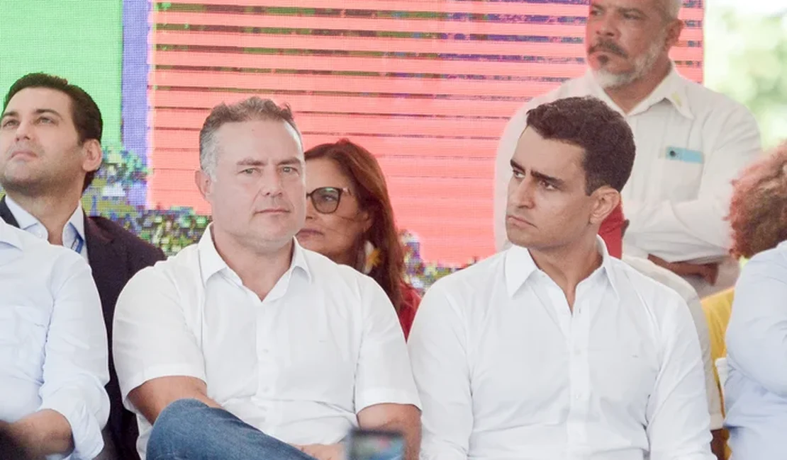 JHC e Renan Filho são vistos no Palácio do Planalto e reforça ida do prefeito para o PSB