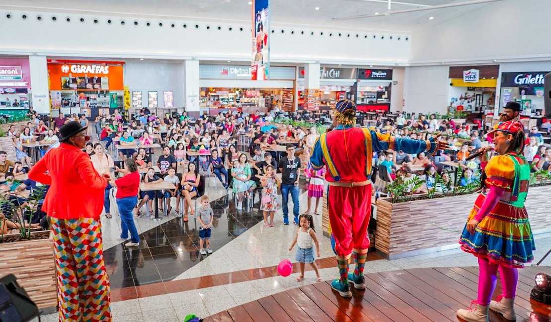 Arapiraca Shopping e Asssitência Social levam 200 crianças e adolescentes para aproveitar McDia Feliz