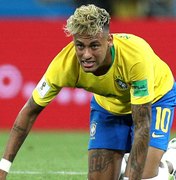 Neymar volta a treinar com a seleção brasileira