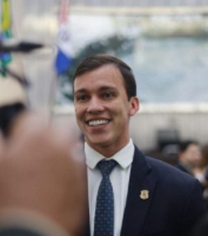 Na lista de políticos mais influentes do país, Delegado Leonam é o destaque alagoano