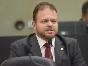 Aprovado PL de autoria do Deputado Léo Loureiro sobre a Síndrome de Irlen