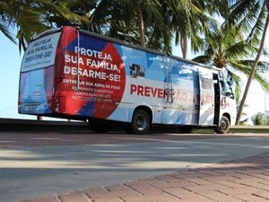 Ônibus da Seprev recebe mais de 1.700 itens perigosos no primeiro ano