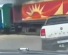 Imagens mostram momento que trem colide com carro em Satuba