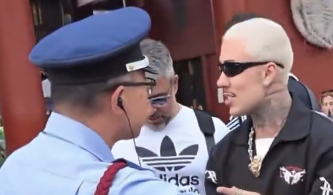 MC Daniel é abordado por policiais no Japão após dançar em templo religioso