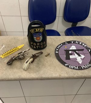 Armas de fogo são apreendidas dentro da mata no bairro do Clima Bom