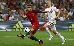 Portugal supera Polônia 