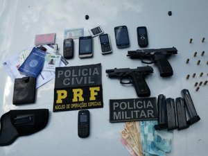 Dois morreram e cinco foram presos durante operação