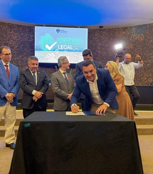 Prefeito Allan de Jesus assina acordo de cooperação técnica para Moradia Legal em Porto de Pedras