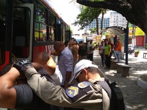 Alagoas reduz em 54% número de assaltos a ônibus em Maceió, diz SSP