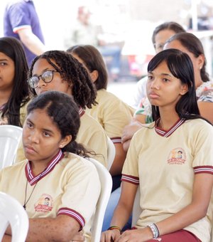 Prefeitura abre Semana Municipal de Prevenção à Gravidez na Adolescência