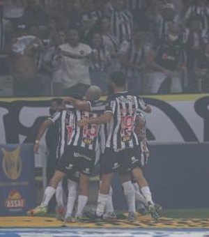 Atlético-MG derrota o Grêmio no Mineirão e amplia vantagem para os rivais na liderança do Brasileirão