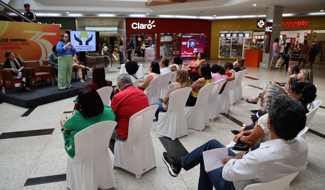 Ministério Público participa de roda de conversa que trata de prevenção e posvenção do suicídio